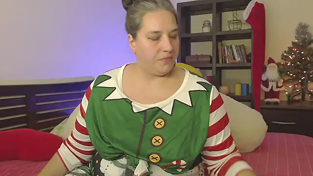 Snapshot of Niter chatting on 12-28-24, 03:04 Niter online show from 12-28-24, 03:04