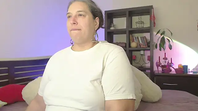 Snapshot of Niter chatting on 01-09-25, 03:01 Niter online show from 01-09-25, 03:01