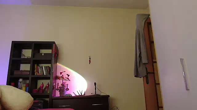 Snapshot of Niter chatting on 03-10-25, 03:12 Niter online show from 03-10-25, 03:12