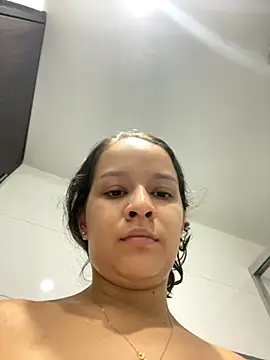 Sophie milk online show from 11-21-25, 04:11