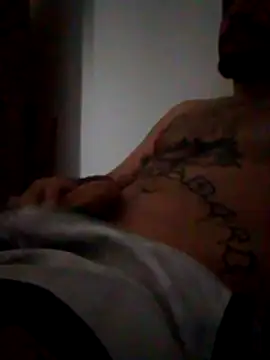 Snapshot of DotadoTattoo chatting on 10-13-25, 01:55 DotadoTattoo online show from 10-13-25, 01:55