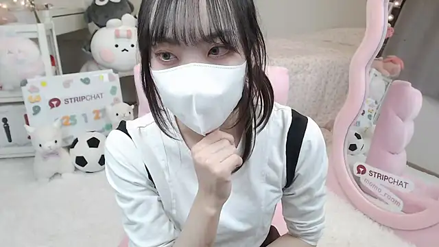 momo room online show from 01-27-25, 01:30