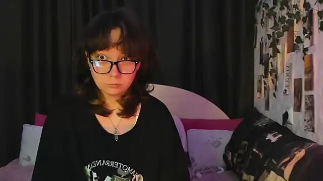 dreamgirllovee online show from 09-19-25, 04:14