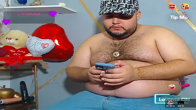 Snapshot of damian_chubby chatting on 09-21-25, 05:03 damian chubby online show from 09-21-25, 05:03