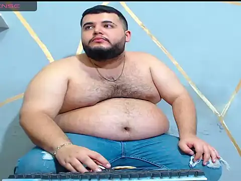 Snapshot of damian_chubby chatting on 11-08-25, 08:47 damian chubby online show from 11-08-25, 08:47