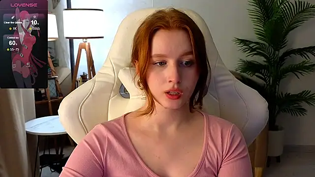 Snapshot of Meow_babe chatting on 01-31-25, 12:07 Meow babe online show from 01-31-25, 12:07