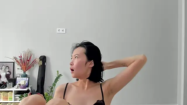 ailey chao online show from 03-02-26, 03:52