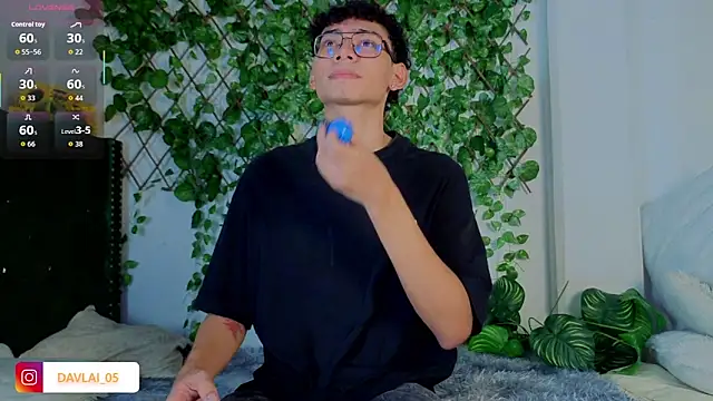 Daviid laidd online show from 11-15-25, 08:49