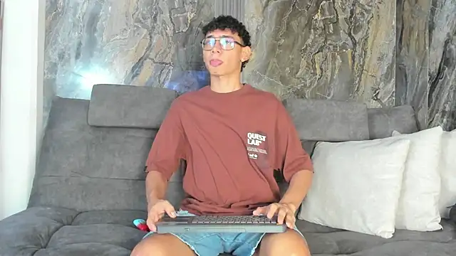 Daviid laidd online show from 01-12-26, 07:08