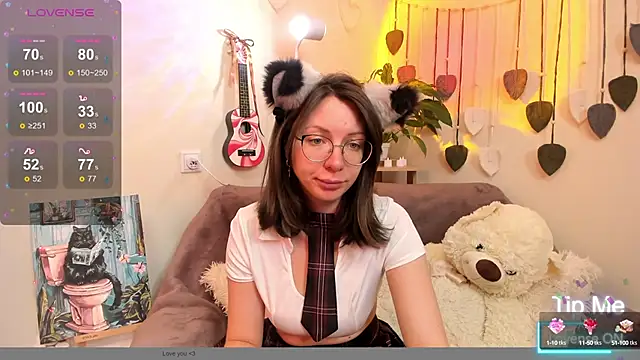 Snapshot of MelodyBlosom chatting on 01-20-25, 08:30 MelodyBlosom online show from 01-20-25, 08:30
