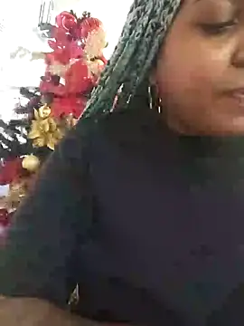 ELLA KELLY online show from 12-31-24, 12:25
