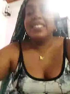 ELLA KELLY online show from 02-08-25, 01:11