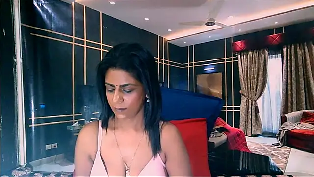 Snapshot of EroticSexyStripper chatting on 02-10-25, 03:21 EroticSexyStripper online show from 02-10-25, 03:21