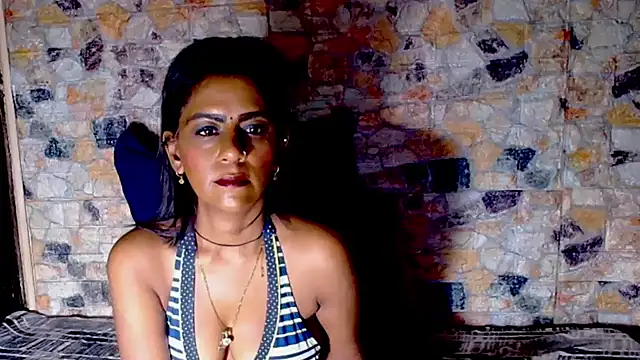 Snapshot of EroticSexyStripper chatting on 03-08-25, 02:45 EroticSexyStripper online show from 03-08-25, 02:45