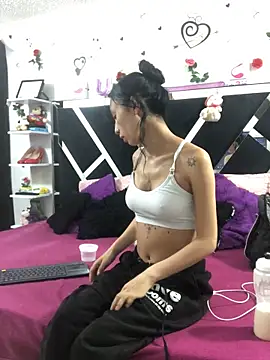 1lovelygirls online show from 09-19-25, 12:06
