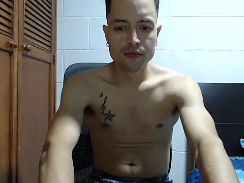 Snapshot of dimitriquiet05 chatting on 02-08-26, 07:56 dimitriquiet05 online show from 02-08-26, 07:56