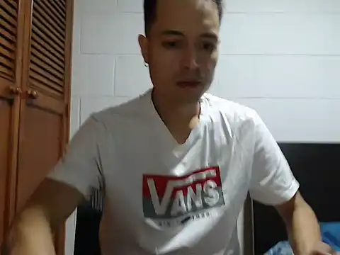 Snapshot of dimitriquiet05 chatting on 02-23-26, 10:12 dimitriquiet05 online show from 02-23-26, 10:12