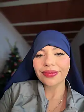 Snapshot of lalilamassu1 chatting on 11-29-25, 10:35 lalilamassu1 online show from 11-29-25, 10:35