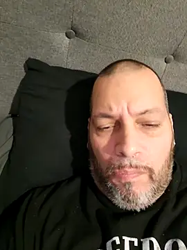 Snapshot of Just2much chatting on 12-15-25, 12:53 Just2much online show from 12-15-25, 12:53