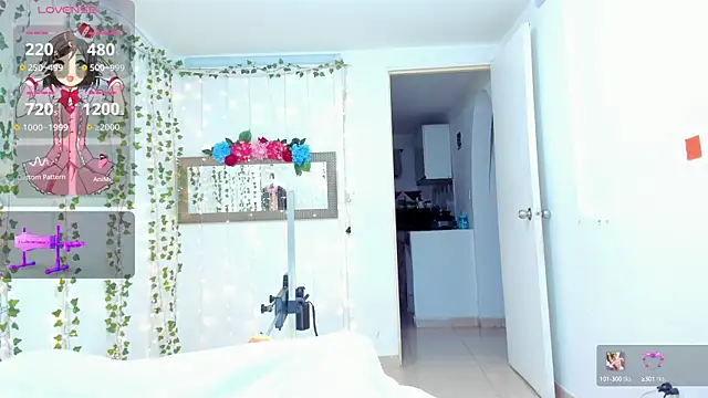 Tiffanny Love  online show from 02-15-25, 09:27