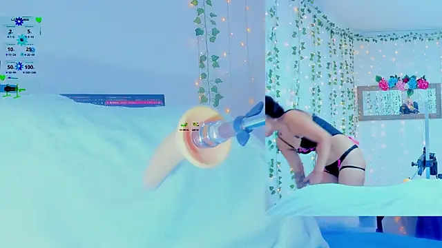 Tiffanny Love  online show from 10-13-25, 09:20