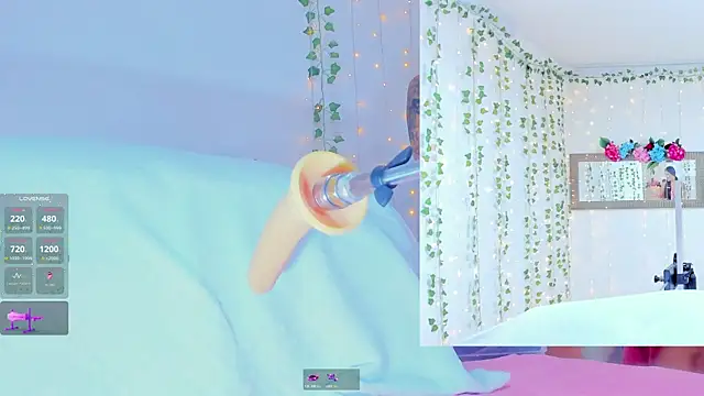 Tiffanny Love  online show from 11-01-25, 03:52