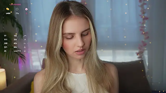 Fluffy-Angel online show from 12-09-24, 08:44