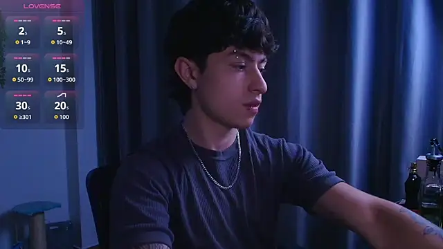 Snapshot of Ares_Dickson chatting on 10-23-25, 11:14 Ares Dickson online show from 10-23-25, 11:14