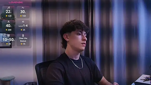 Snapshot of Ares_Dickson chatting on 10-30-25, 12:45 Ares Dickson online show from 10-30-25, 12:45