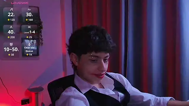 Snapshot of Ares_Dickson chatting on 11-04-25, 02:21 Ares Dickson online show from 11-04-25, 02:21