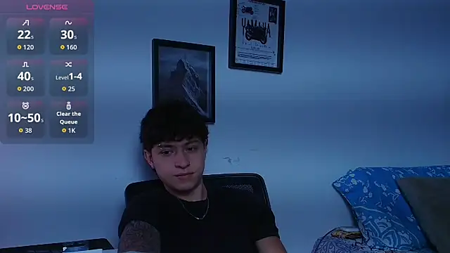 Snapshot of Ares_Dickson chatting on 11-17-25, 03:12 Ares Dickson online show from 11-17-25, 03:12