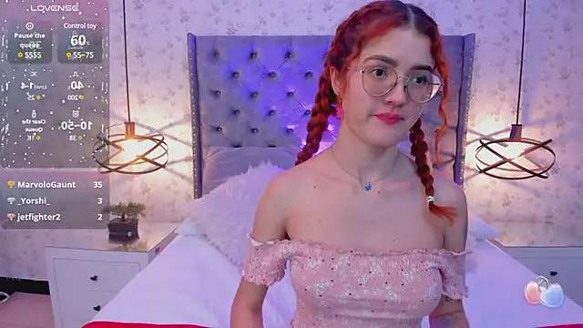 Snapshot of MiaWinx chatting on 01-28-25, 04:29 MiaWinx online show from 01-28-25, 04:29