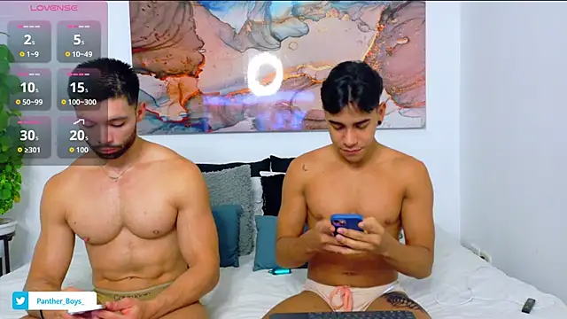 Snapshot of Mackenzzie_777_ chatting on 10-12-25, 01:48 Mackenzzie 777 online show from 10-12-25, 01:48