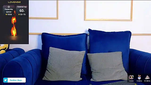 Snapshot of Mackenzzie_777_ chatting on 10-26-25, 12:49 Mackenzzie 777 online show from 10-26-25, 12:49