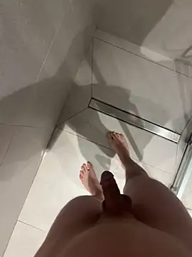 Snapshot of dedewr chatting on 11-11-25, 07:47 dedewr online show from 11-11-25, 07:47