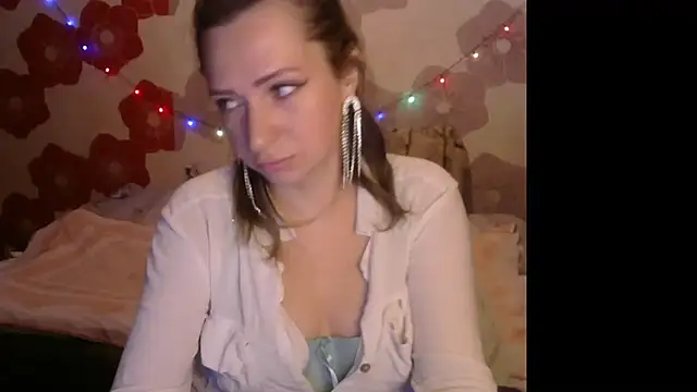 Snapshot of Queen_Daenerys chatting on 11-09-25, 07:12 Queen Daenerys online show from 11-09-25, 07:12