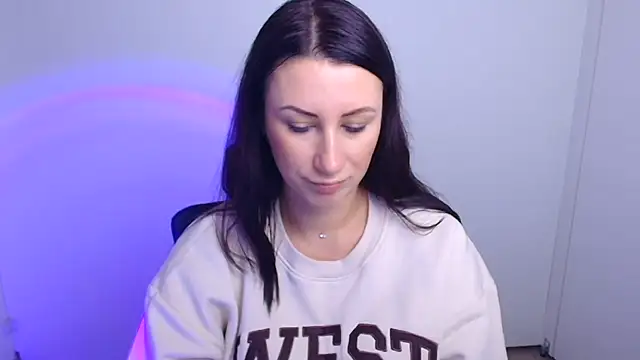 Snapshot of Loren_Moa chatting on 10-09-25, 07:17 Loren Moa online show from 10-09-25, 07:17