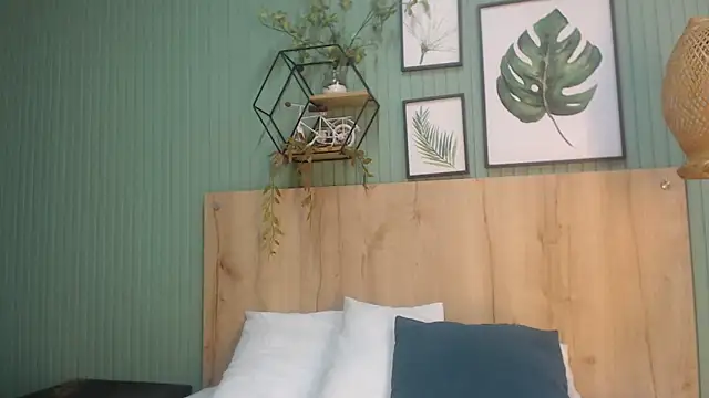 george jonnes online show from 10-21-25, 10:27