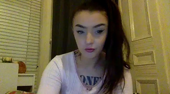 LucyLuxee19 online show from 12-05-24, 05:39