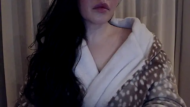 Snapshot of Sandysecret chatting on 02-05-25, 08:35 Sandysecret online show from 02-05-25, 08:35