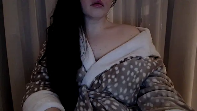 Snapshot of Sandysecret chatting on 03-05-25, 08:32 Sandysecret online show from 03-05-25, 08:32