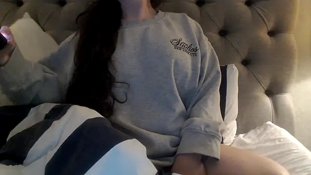 Snapshot of Sandysecret chatting on 11-14-25, 09:57 Sandysecret online show from 11-14-25, 09:57