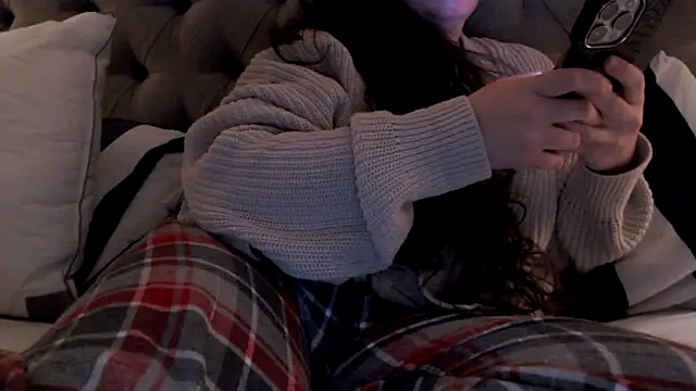 Snapshot of Sandysecret chatting on 11-23-25, 09:36 Sandysecret online show from 11-23-25, 09:36