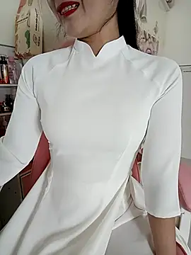    Erin    online show from 02-06-25, 02:58