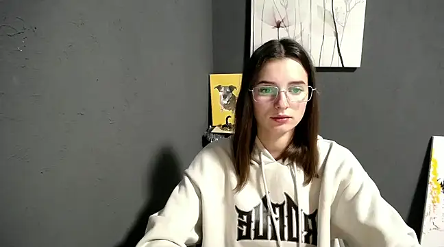 Snapshot of lady_olivia_ chatting on 12-10-24, 01:33 lady olivia online show from 12-10-24, 01:33
