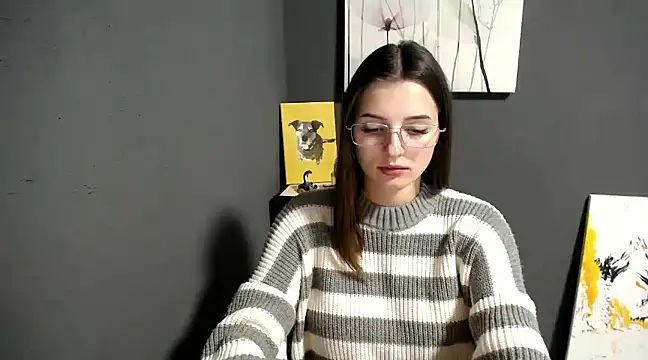 Snapshot of lady_olivia_ chatting on 02-13-25, 01:48 lady olivia online show from 02-13-25, 01:48