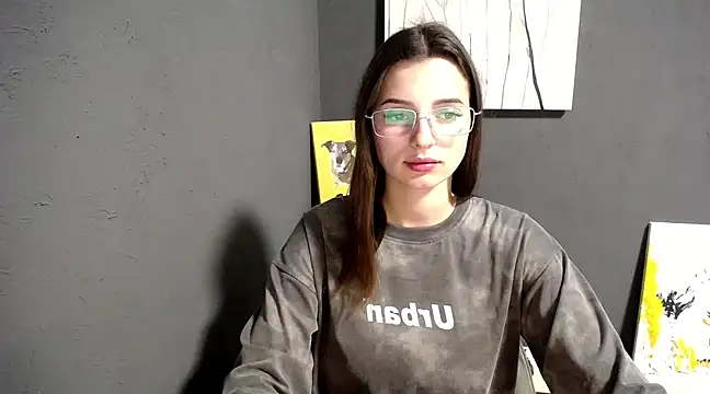 Snapshot of lady_olivia_ chatting on 02-17-25, 04:48 lady olivia online show from 02-17-25, 04:48