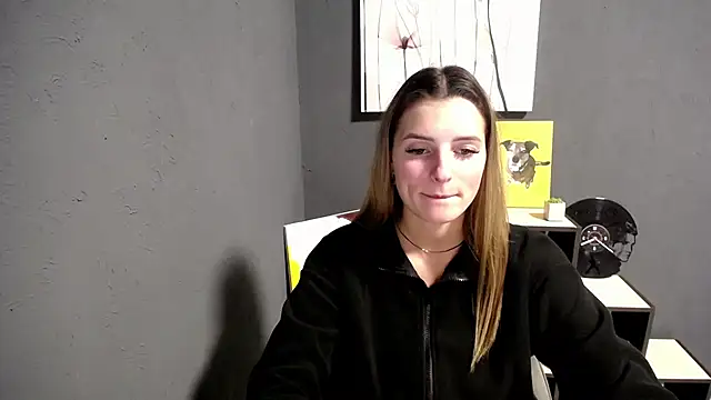 Snapshot of lady_olivia_ chatting on 10-20-25, 03:45 lady olivia online show from 10-20-25, 03:45