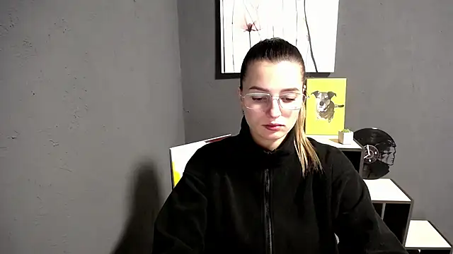 Snapshot of lady_olivia_ chatting on 12-02-25, 01:39 lady olivia online show from 12-02-25, 01:39