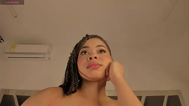 Samanntha Rose online show from 10-18-25, 12:50